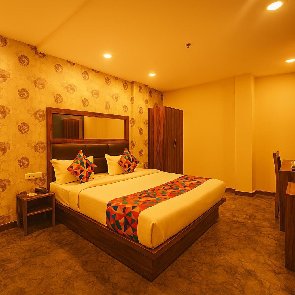 Fabhotel Mona Continental - Nr Laxmi Nagar It Hub New Delhi Exterior photo